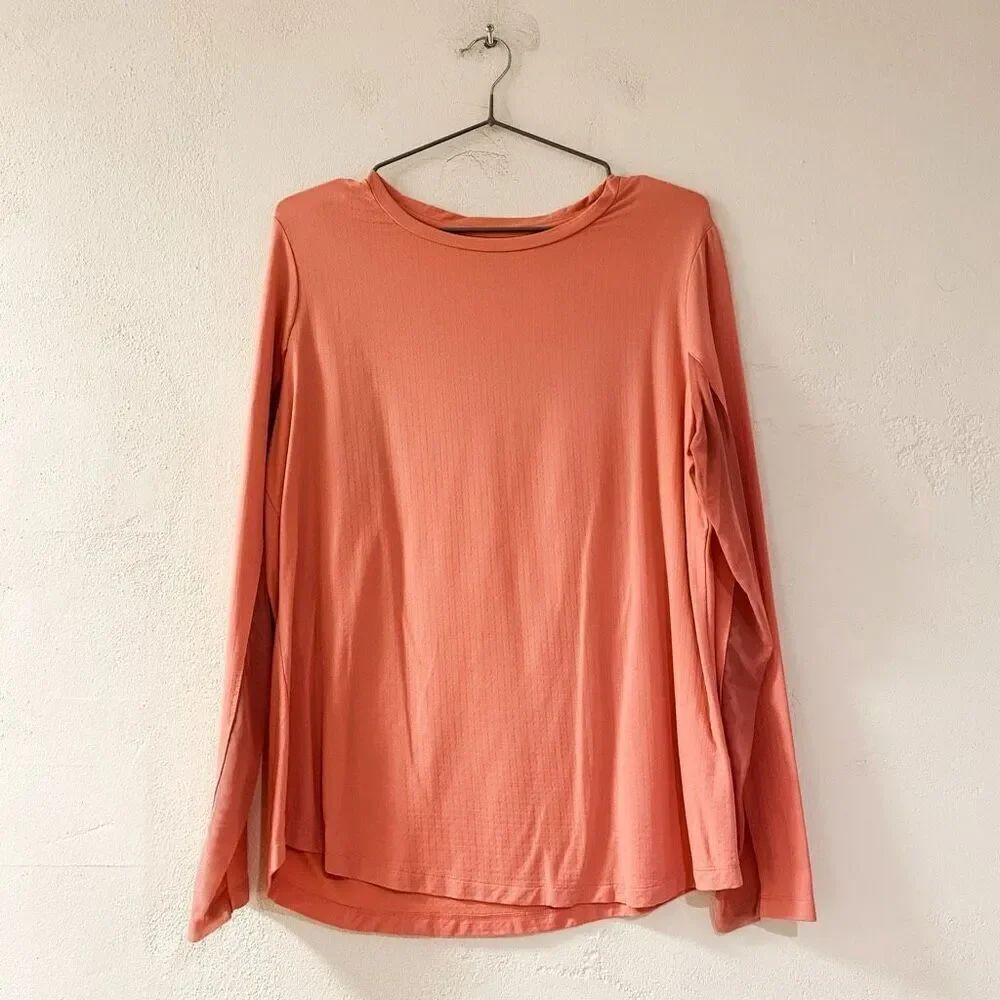 IBKUL Crewneck Long Sleeve Mesh Athletic Top in Pink Large